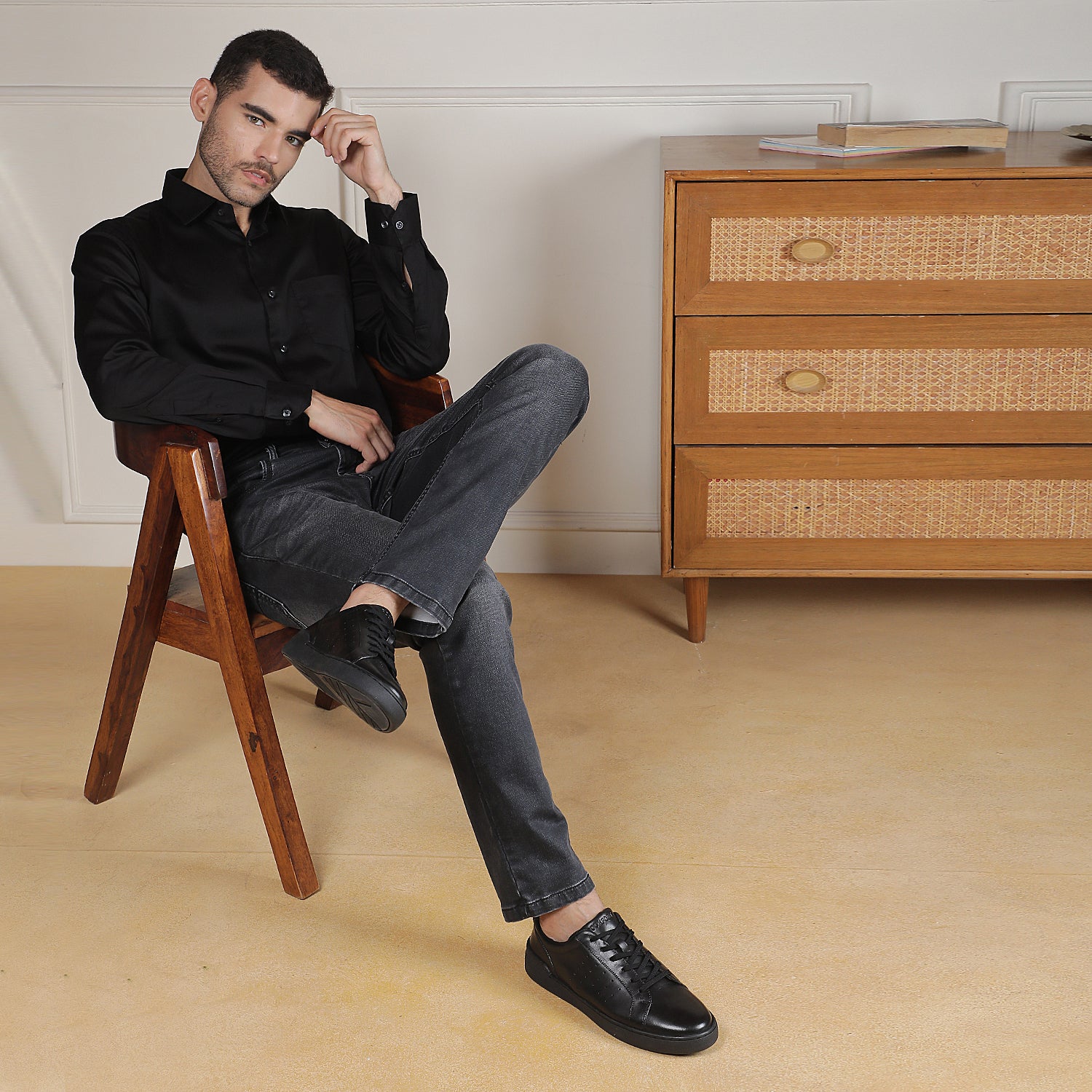 Men's Novastep Black Sneaker Shoes for men
